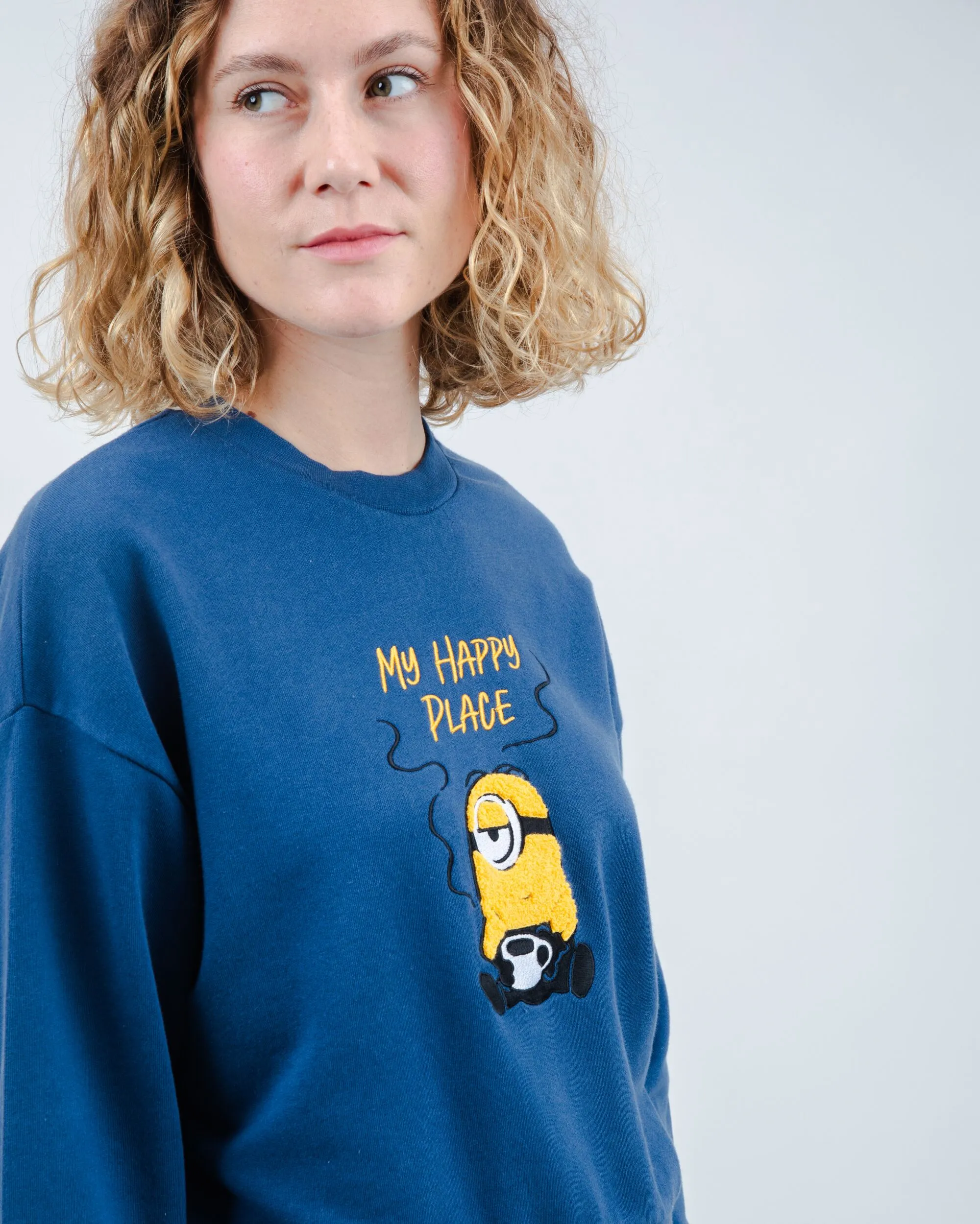 Minions My Happy Place Rounded Sweatshirt Blue